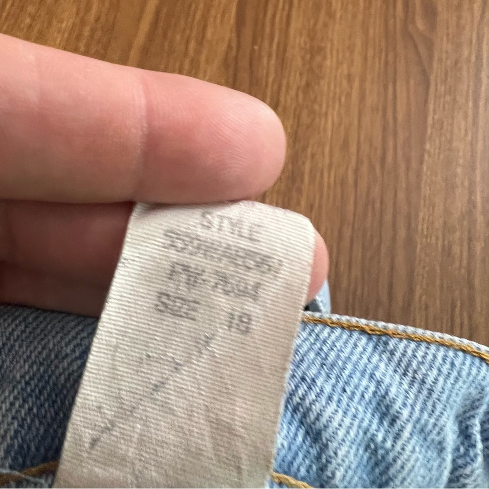 VINTAGE 90’s light wash high waisted baggy mom jeans waist size 34 faded glory - Picture 12 of 12